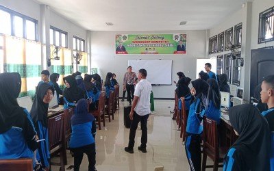 Keren! Polres Sinjai Ajak Pelajar MAN 1 Sinjai Menyelami Dunia AI dan Digitalisasi