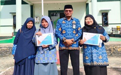 Terima Penghargaan OMI dari Kemenag Sinjai, Shofiyah Ramadhani Banggakan MAN 1 Sinjai
